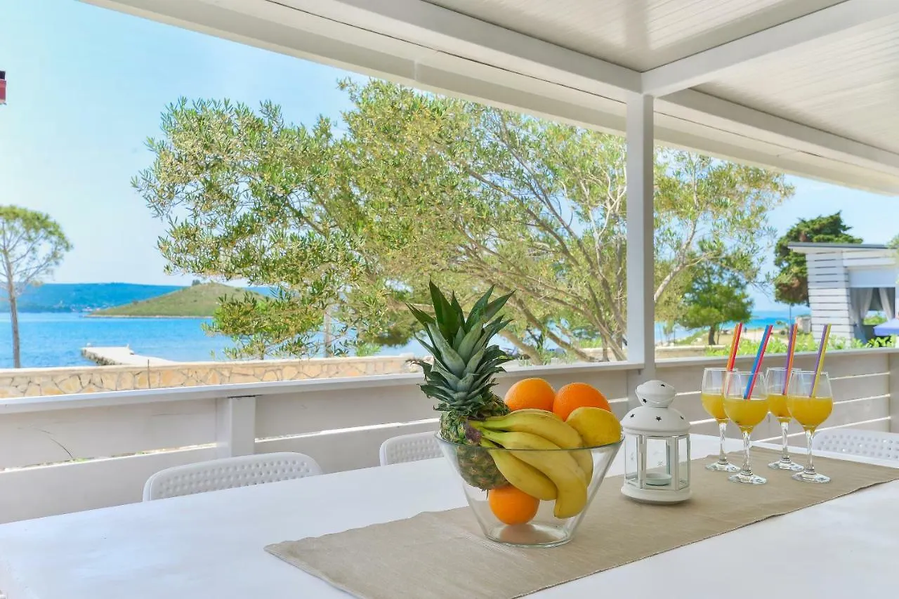 Holiday home Mobile House Nord 1 Laguna Villa Turanj